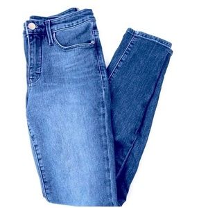 Athleta Sculptek Skinny Jeans size 6 Short